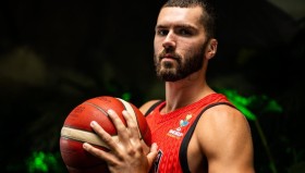 一竞技官方网站-洛杉矶快船围绕NBA季后赛强势反弹今夜拉齐奥止住颓势，今晚尤文图斯备战德国杯直接炸裂的简单介绍